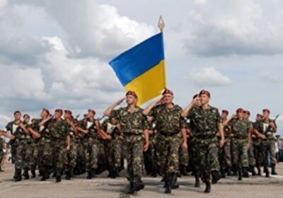 Украинцы в следующем году продолжат платить 1,5%-ный военный налог