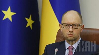 Яценюк угрожает России ответными санкциями