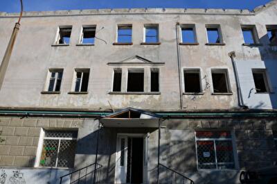 Сгоревший в Гаспре многоквартирный дом пообещали восстановить до конца года. Фото