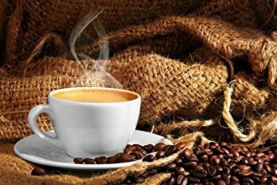 Правда о кофе: бодрит только полчаса, а затем провоцирует "депрессию"