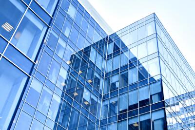 Вакантных торговых площадей становится все больше