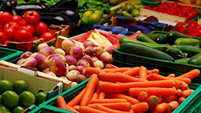 Овощи борщевого набора "сбросили" в цене в начале августа-2014