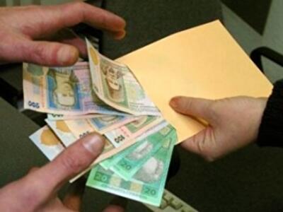 Около 80% украинских депутатов получают теневые доходы 