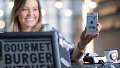 В ресторане можно будет расплатиться через смартфон