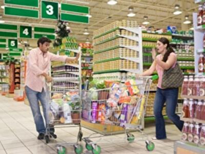 Украинцы стали меньше покупать