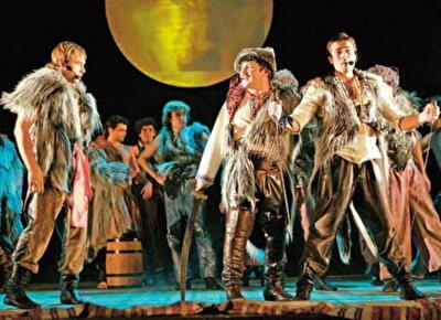 Мир былых побед и усатых предков