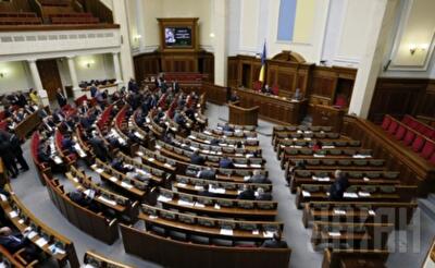 Депутаты повысят минимальную пенсию по потере кормильца семьям военных