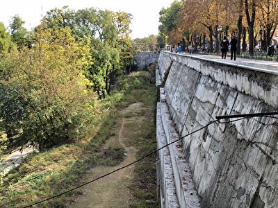 Два гектара Лунного парка вернули городу