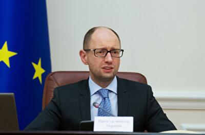 Кабмин камикадзе: месяц «крутого пике»
