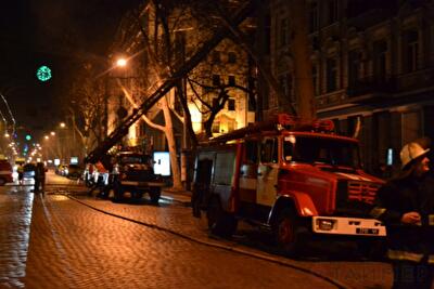 В ГСЧС рассказали о подробностях пожара на Пушкинской. Фото