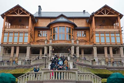 Правительство решило продать все государственные резиденции и дачи