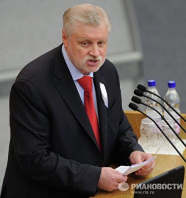 Всем украинцам надо дать возможность получить гражданство РФ