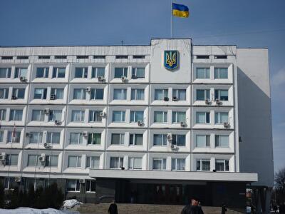 Черкаська міськрада саморозпустилась і звільнила в. о. мера