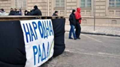 Генпрокуратура поставила вне закона "народные советы" и отряды самообороны