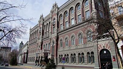 Что стоит за обвалом гривны