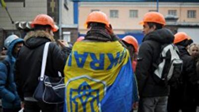 В киевских магазинах дефицит строительных касок