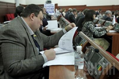 Объем задолженности госбюджета усложнит финансирование его расходной части