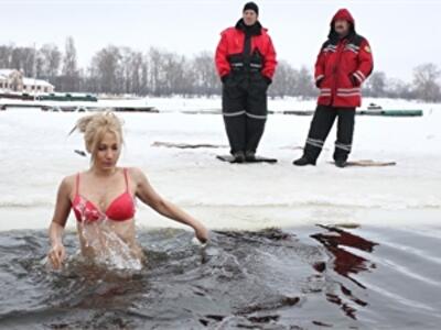 Крещение: как подготовиться к окунанию в прорубе