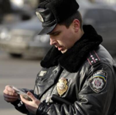 Водителям снова будут отправлять "письма счастья"