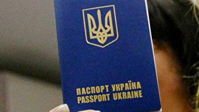 Украинцы за рубежом: желанные гости или ненавистные просители?