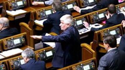 Многобукв: с каким результатом Верховная Рада заканчивает 2013 год