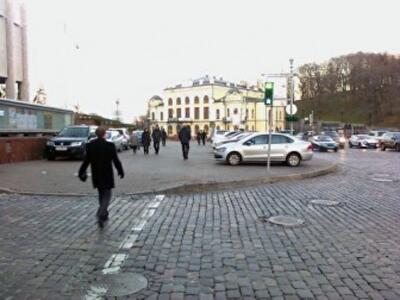 ГАИ советует водителям объезжать центр Киева