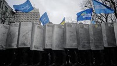 Начался штурм блокпостов