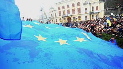 Не в свое дело: Европа готовит в Украине революцию?