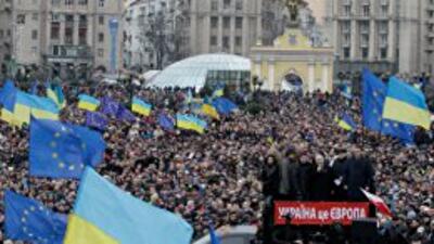 Чем грозит введение чрезвычайного положения Евромайдану