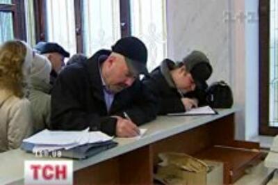 Украинцам могут еще больше ограничить наличные расчеты на крупные покупки