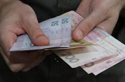 В Украине упали зарплаты