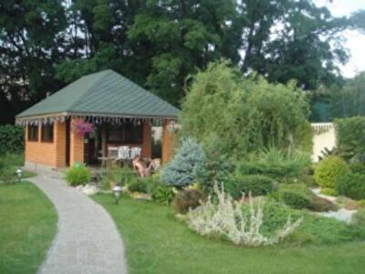 Киевляне при продаже квартиры набивают цену соседством с важными персонами