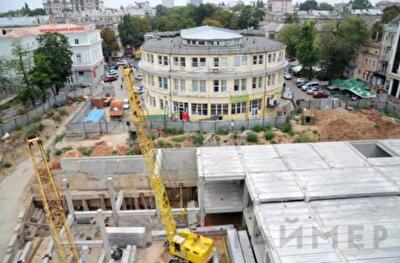 В строительстве паркинга на Греческой усмотрели уголовщину