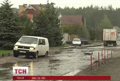 Улица с хоромами богачей в Петропавловской Борщаговке уходит под воду