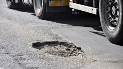 Треть жителей крупных городов считает главной проблемой плохие дороги