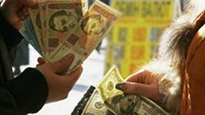 Вероятность валютного кризиса в Украине до конца 2015 года почти 100%