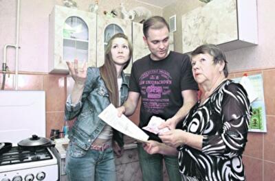 Скандальную "жилищную реформу" отложили из-за оценщиков