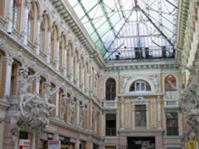 Прокурор Одессы потребовал отменить продажу акций гостиницы «Пассаж»