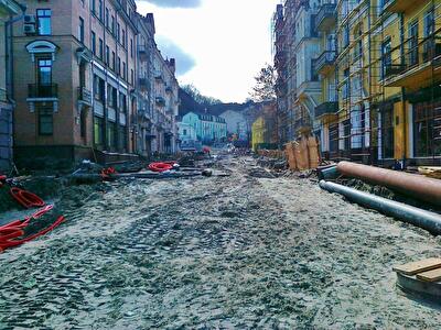 15 млн грн нужно на второй этап реконструкции Андреевского спуска в Киеве