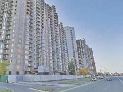 Киевские власти избавят город от долгостроев