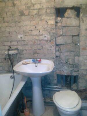 Жильцы «Климовского квартала» показали, в каких квартирах им предлагает жить застройщик. Фото