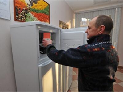 Не выбрасывайте старый холодильник на улицу! 