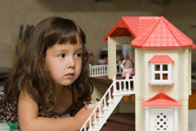 В Киеве детей-сирот обеспечат жильем