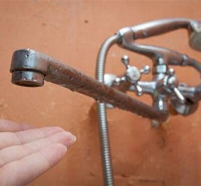 Многоквартирный дом для военных в Керчи остался без света и воды