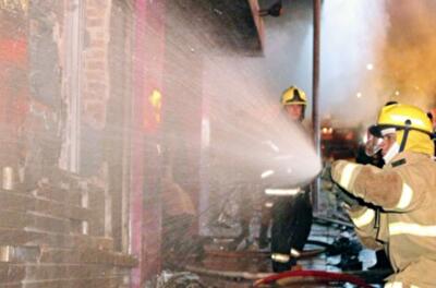 В центре Киева горит жилой дом: есть жертвы. Фото