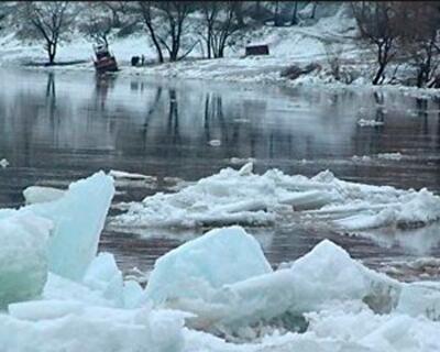 Вода в Днепре поднимется на два метра