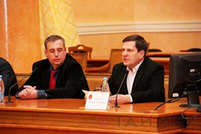 Генплан обсуждали без мэра. Он уехал сносить будку