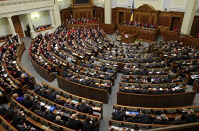 За один день Рада приняла законов больше, чем за четыре предыдущих месяца