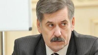 Попов «загладил вину» за снежный коллапс в Киеве головами чиновников