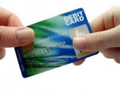 Тарифы обслуживания карт MasterCard и Visa в украинских банках движутся разнонаправленно